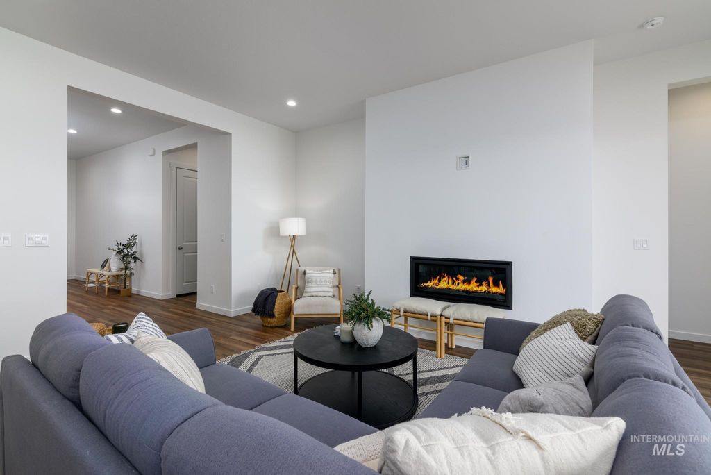 Photo of 8525 W Stock Bridge St, Star, ID 83669 (MLS # 98975587)