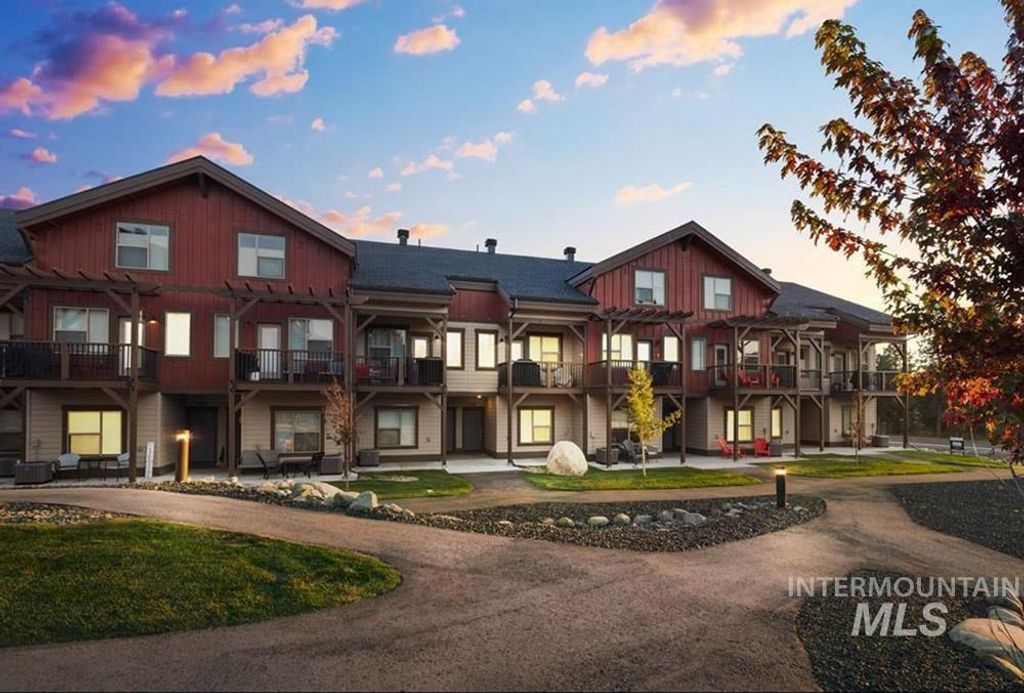 Photo of 211 Broken Pine Lane, McCall, ID 83638 (MLS # 98971303)