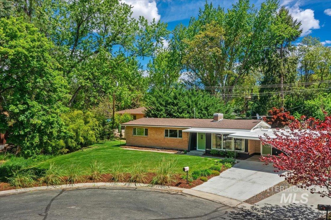 Boise, Idaho 83702, United States, 4 Bedrooms Bedrooms, ,3 BathroomsBathrooms,Residential,Active,135329