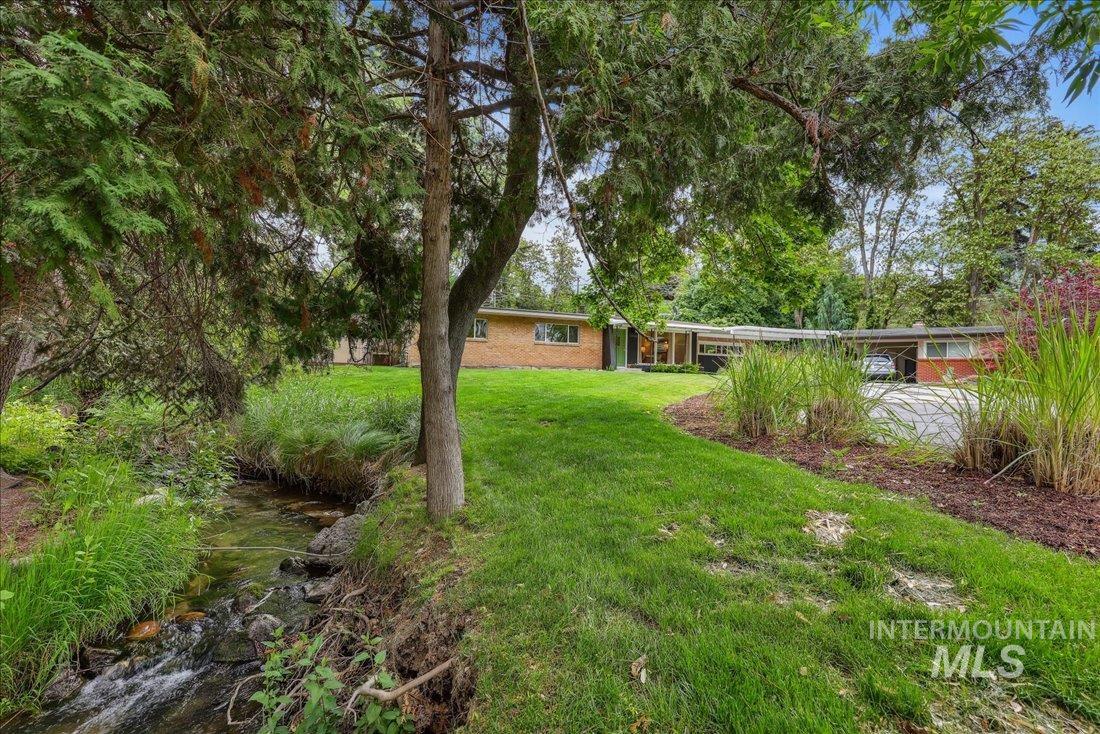 Boise, Idaho 83702, United States, 4 Bedrooms Bedrooms, ,3 BathroomsBathrooms,Residential,Active,135329