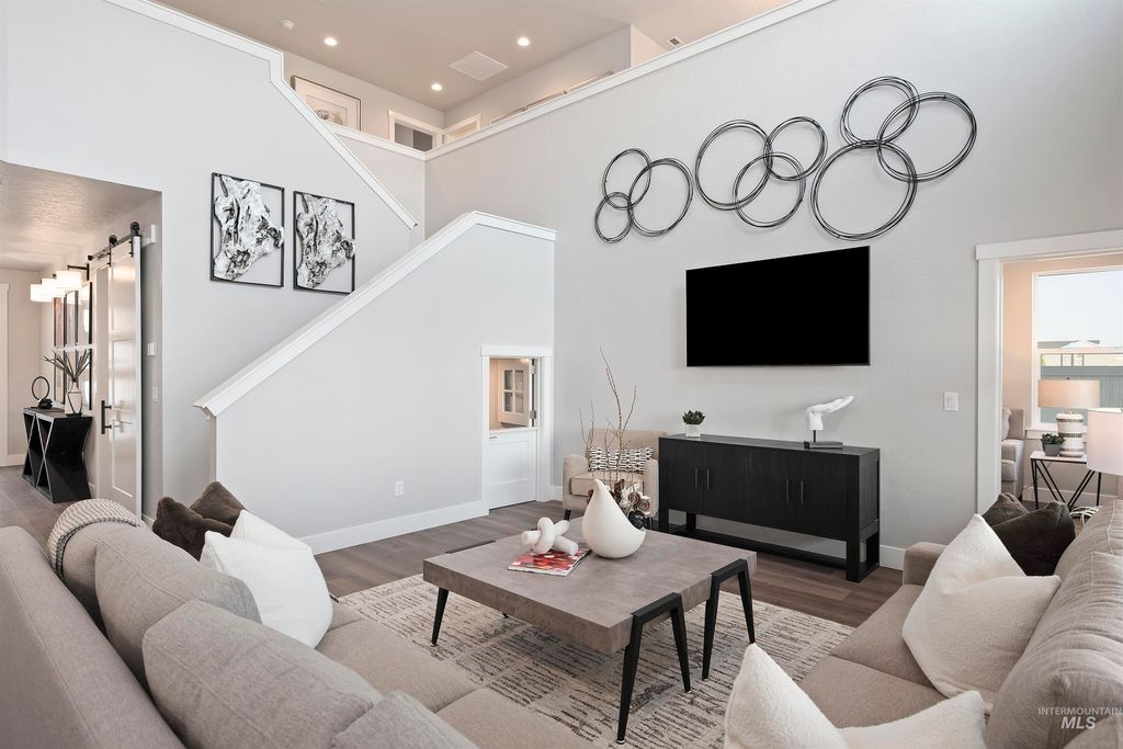 Photo of 5827 N Static Line Ave, Meridian, ID 83646 (MLS # 98977509)