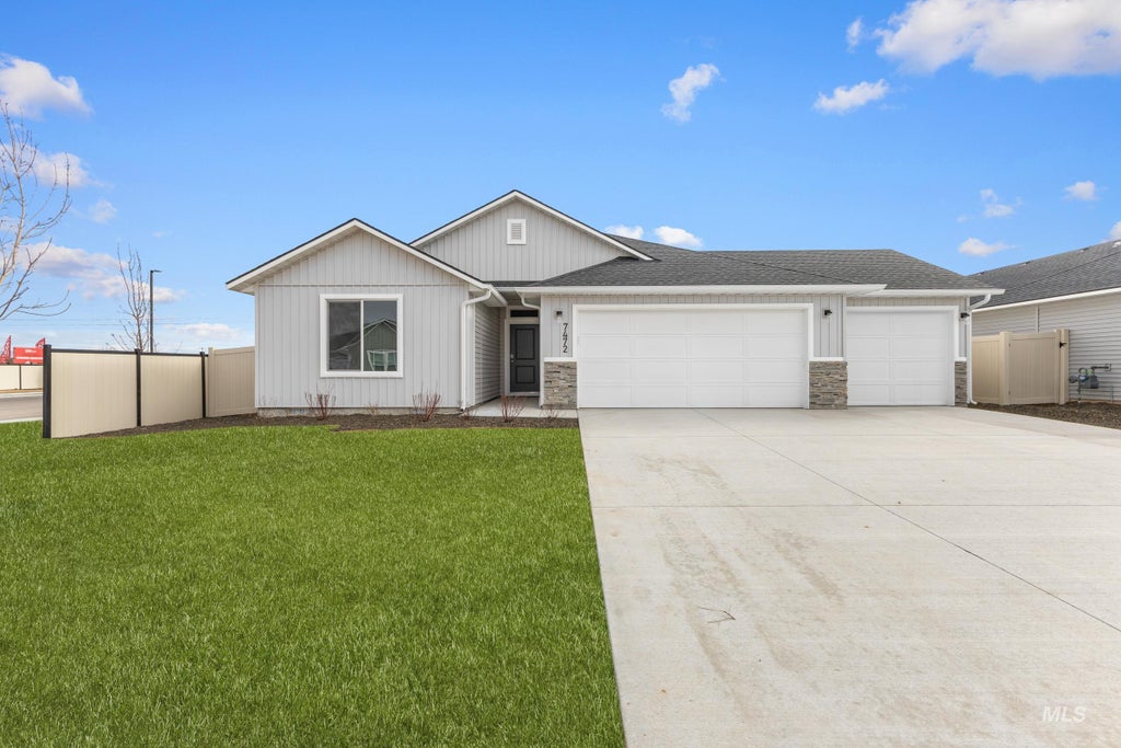 Photo of 2506 W Tar Sands Dr, Kuna, ID 83634 (MLS # 99001364)