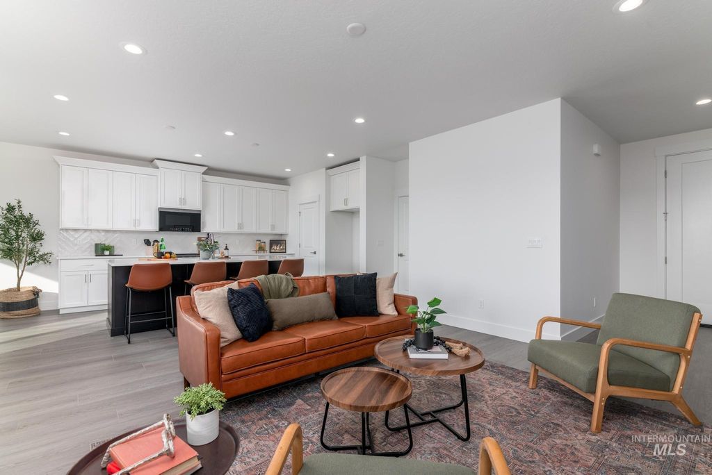 Photo of 1761 W Arya St, Kuna, ID 83634 (MLS # 98981710)