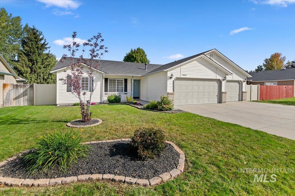 Photo of 10162 W Antietam St, Boise, ID 83709 (MLS # 99001213)