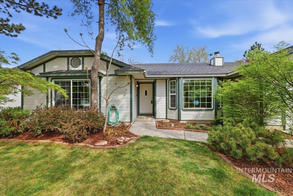 Photo of 7218 W Saxton Dr, Boise, ID 83714 (MLS # 98981723)