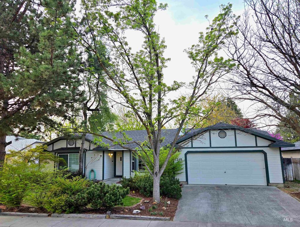 Photo of 7218 W Saxton Dr, Boise, ID 83714 (MLS # 98981723)