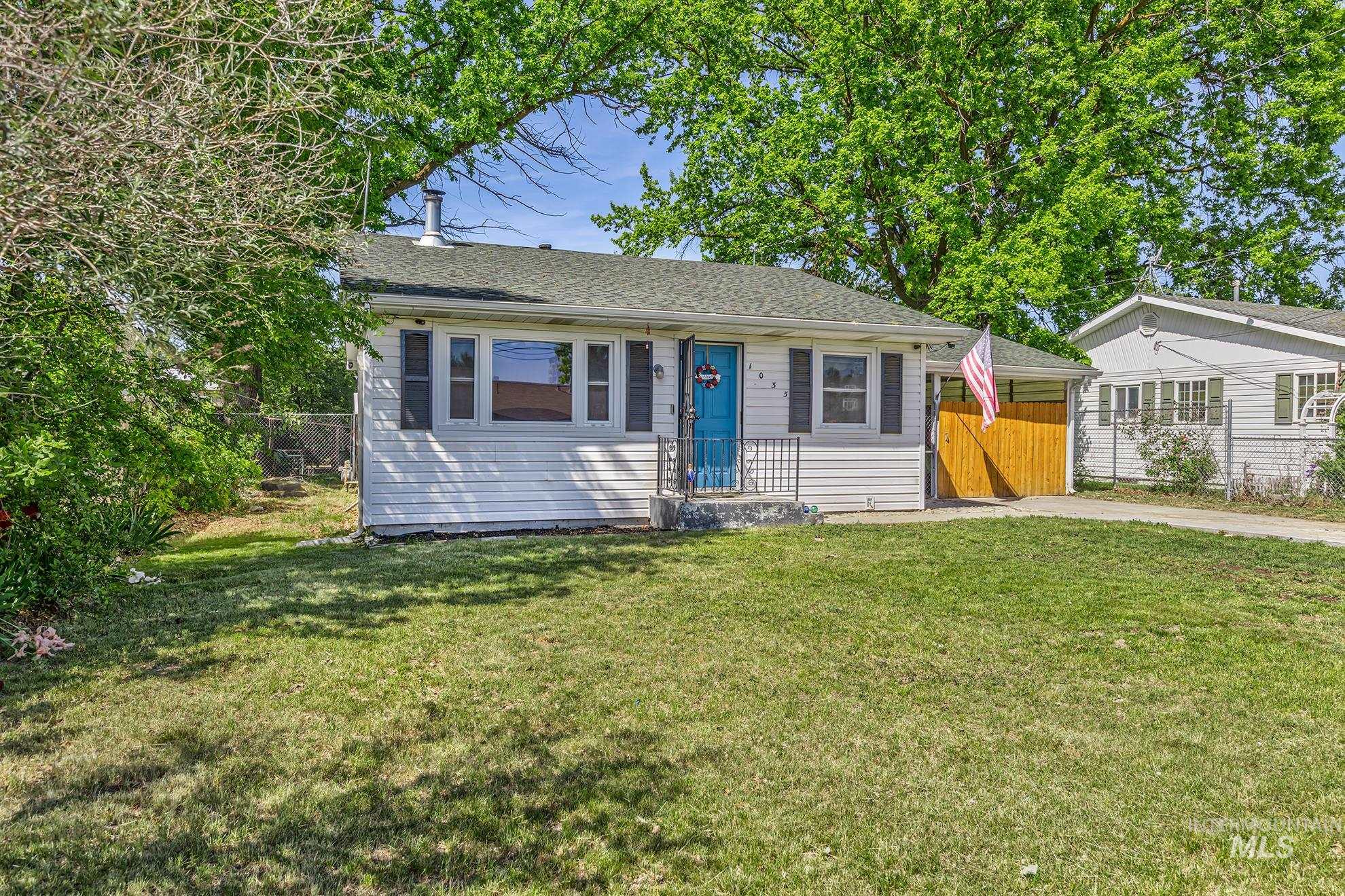 1035 N 7th Ave N