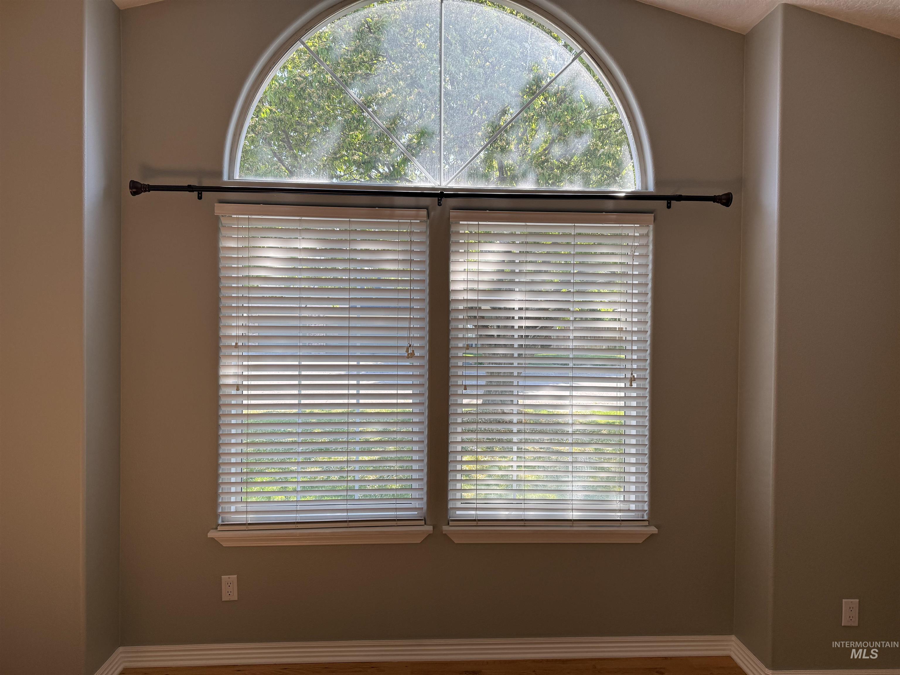 Meridian, Idaho 83646, United States, 3 Bedrooms Bedrooms, ,2 BathroomsBathrooms,Residential,Pending,118798