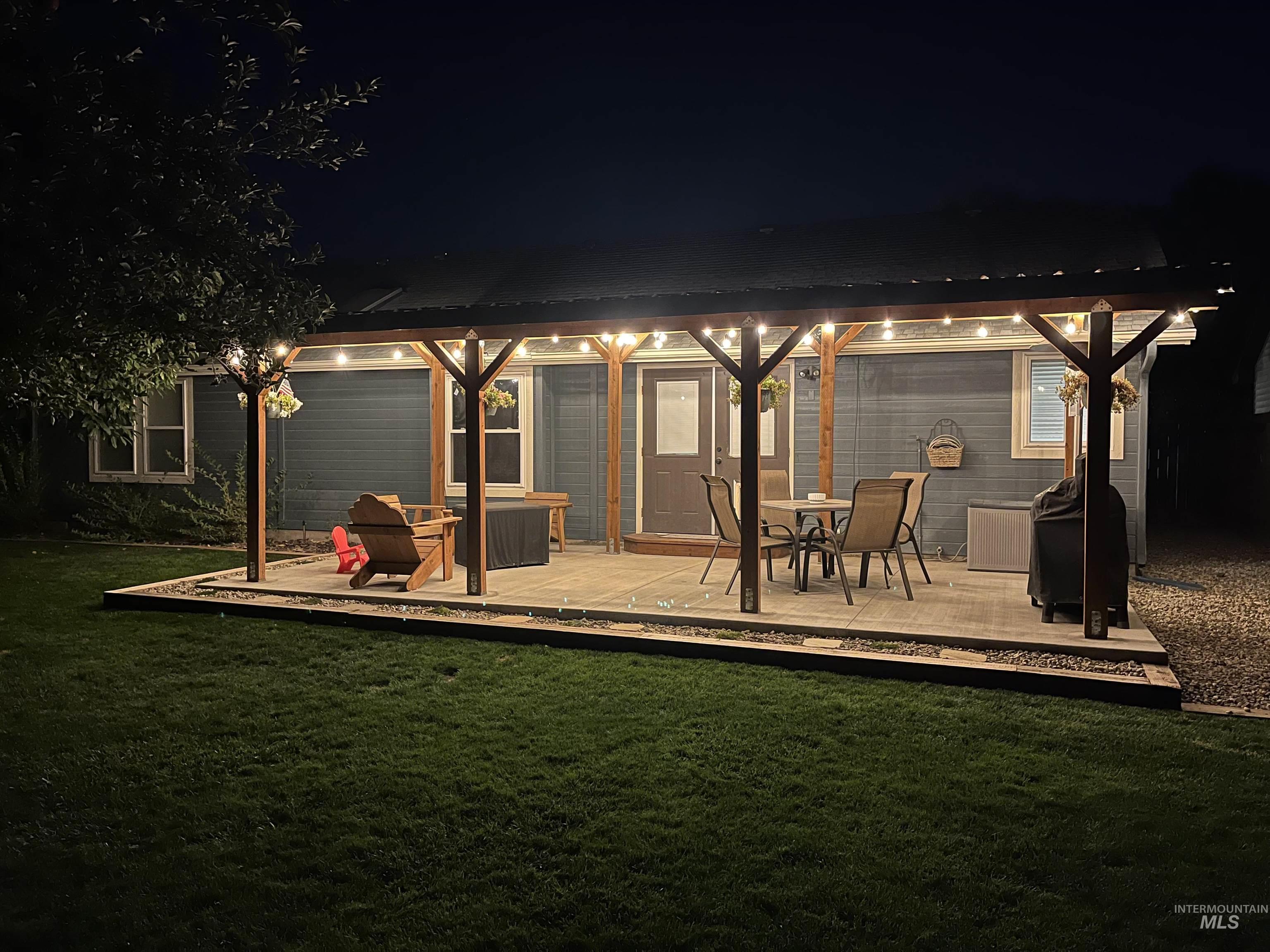 Meridian, Idaho 83646, United States, 3 Bedrooms Bedrooms, ,2 BathroomsBathrooms,Residential,Pending,118798