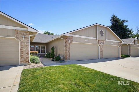 Photo of 8163 W Beckton Ln, Garden City, ID 83714 (MLS # 98989187)