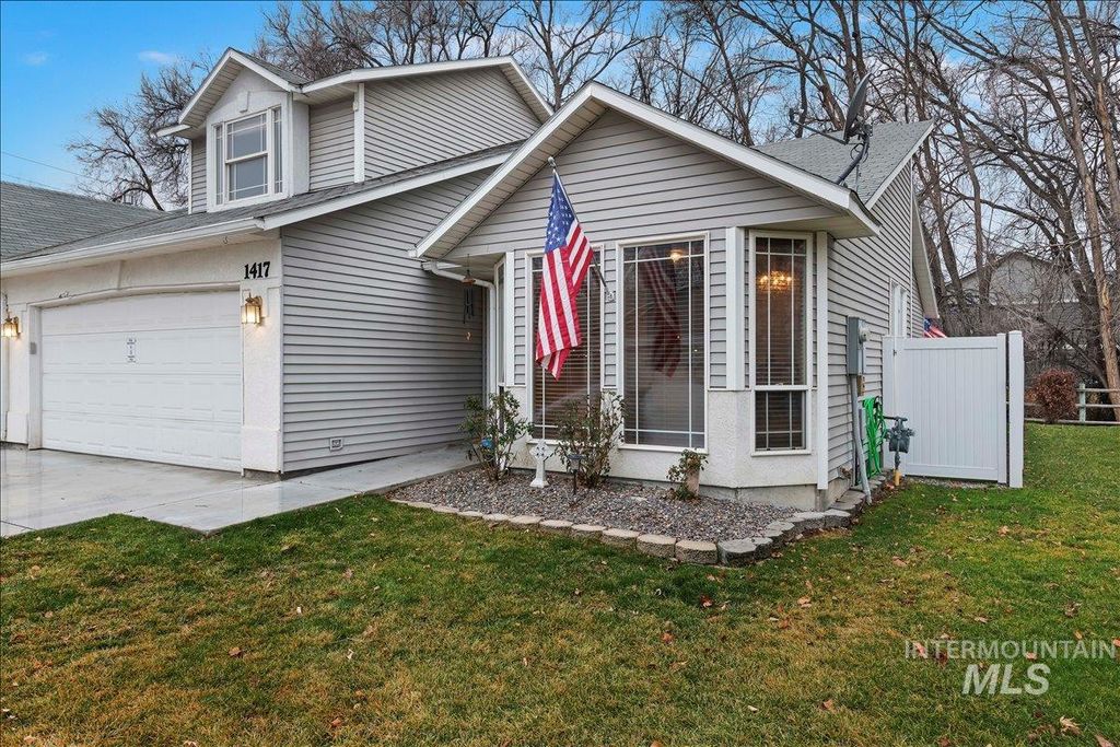 Photo of 1417 Lois Lane, Nampa, ID 83686 (MLS # 98972240)