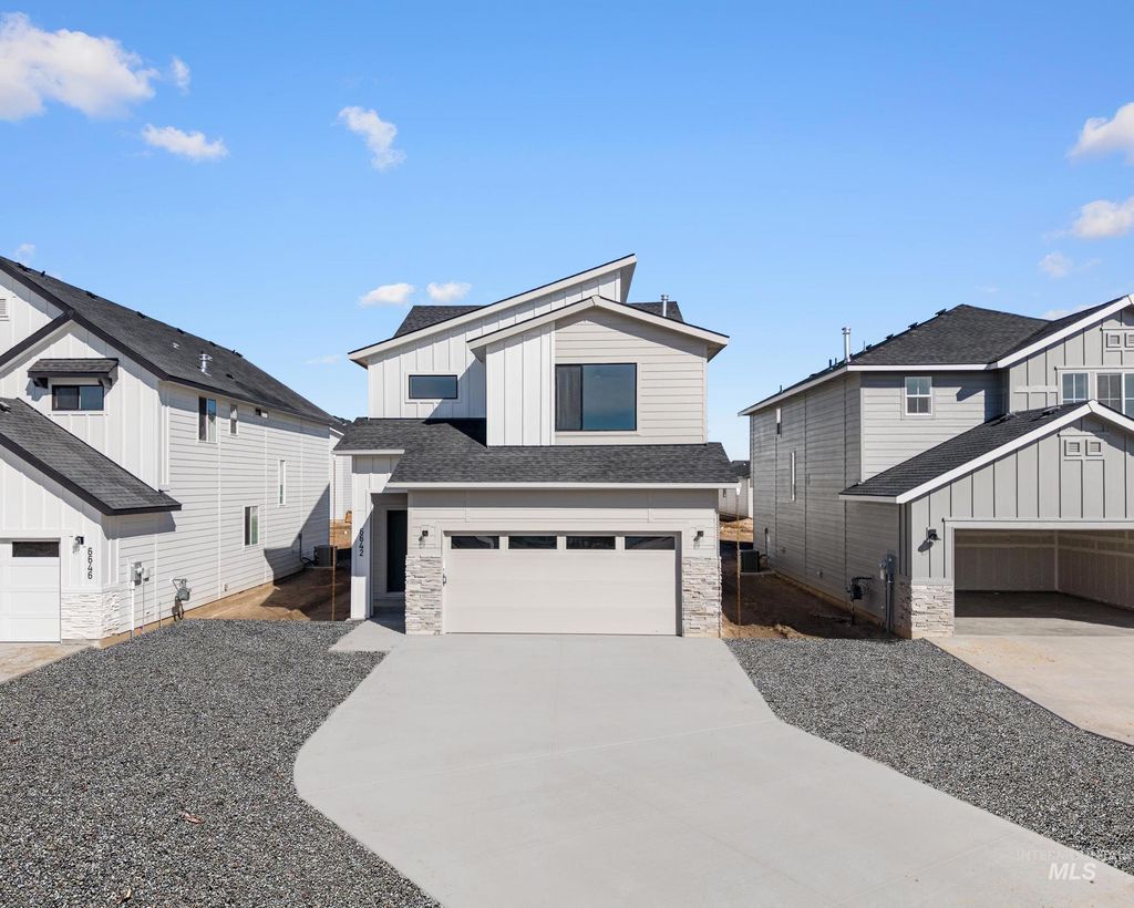 Photo of 6642 W Black Butte Dr, Meridian, ID 83646 (MLS # 98976251)