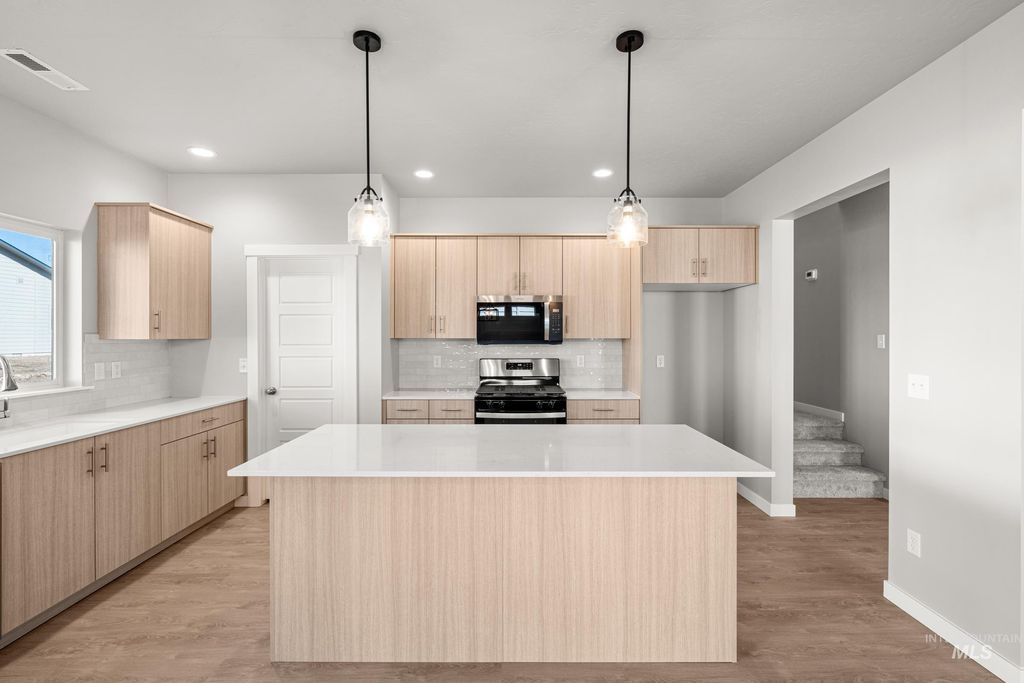 Photo of 6642 W Black Butte Dr, Meridian, ID 83646 (MLS # 98976251)