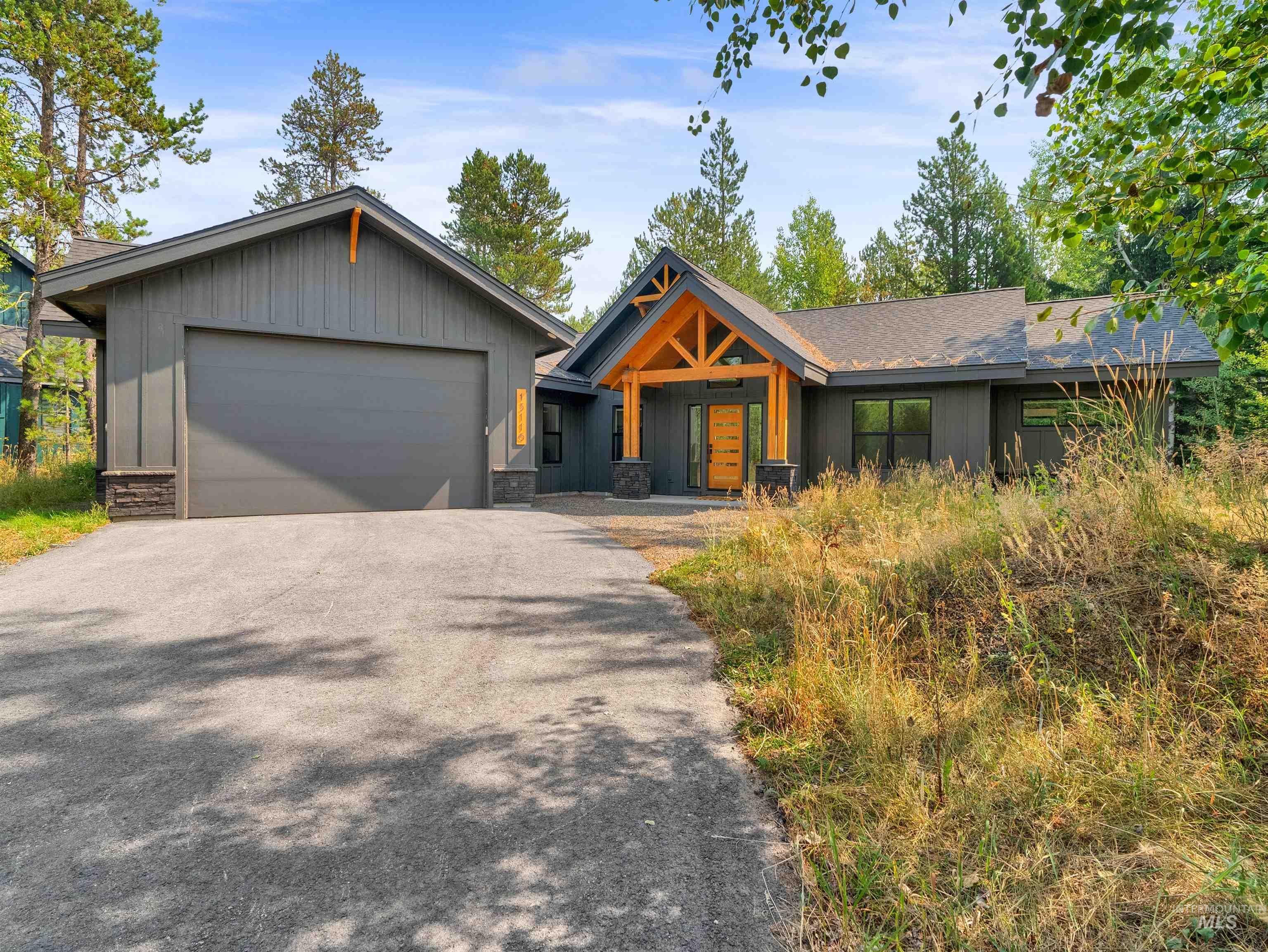 13116 Crane Shores Drive