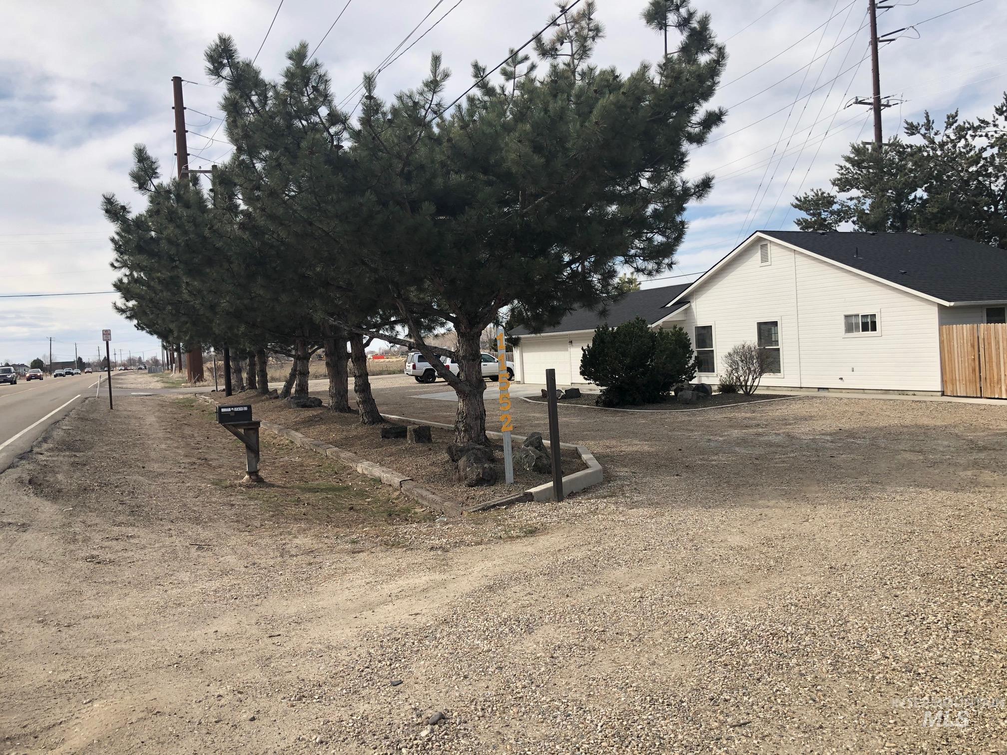 11552 W State Street