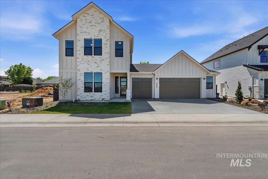 Photo of 1041 W Malbar St, Meridian, ID 83646 (MLS # 98986022)