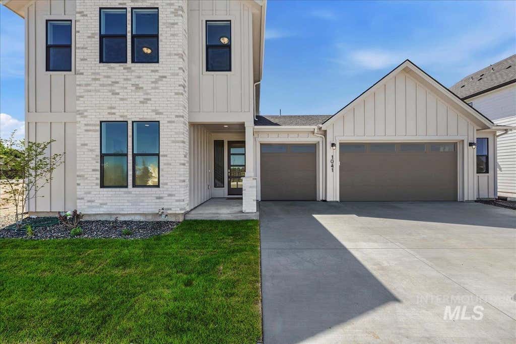 Photo of 1041 W Malbar St, Meridian, ID 83646 (MLS # 98986022)