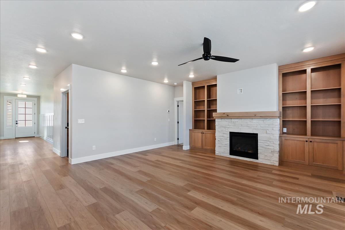 4595 N Camp Creek Ave