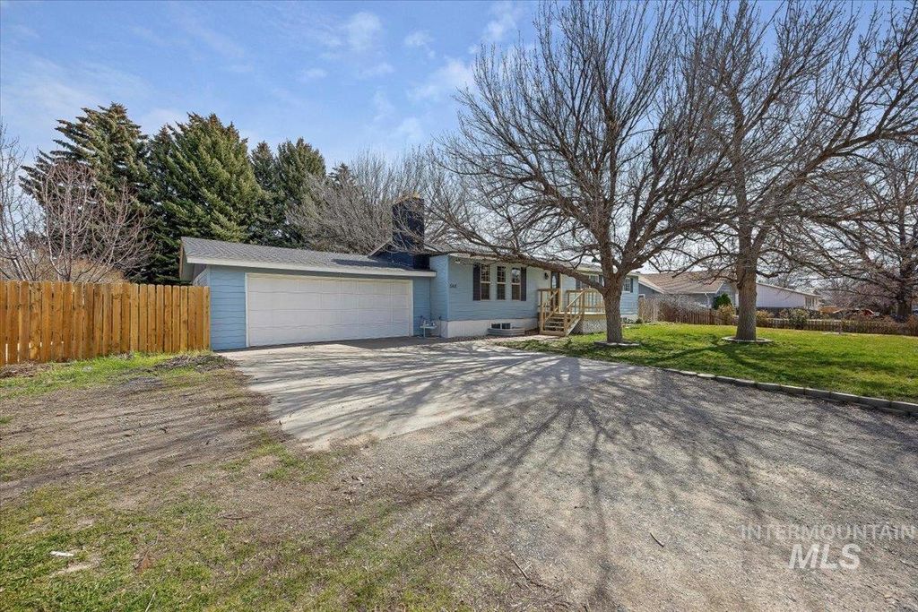 Photo of 568 Baker Street, Twin Falls, ID 83301 (MLS # 98978171)