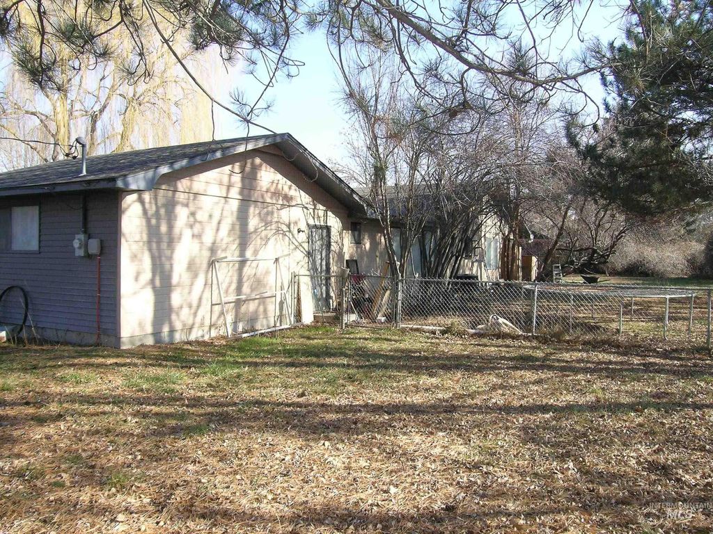 Photo of 14072 Donald Dr, Nampa, ID 83651 (MLS # 98973002)