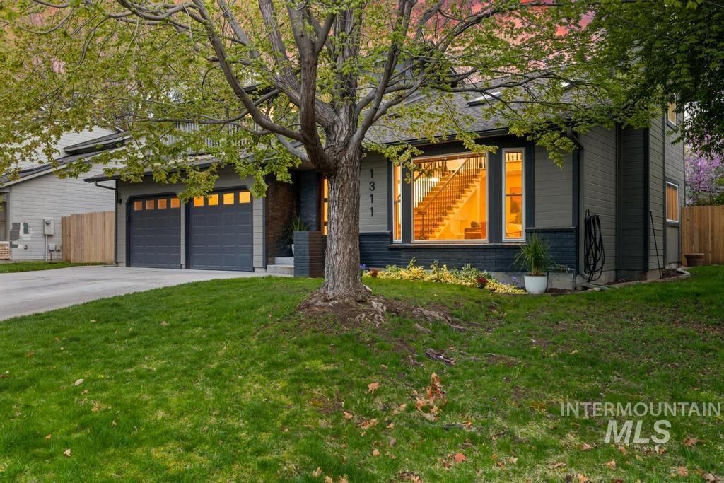 Photo of 1311 E Lexington Ct, Boise, ID 83706 (MLS # 98982341)