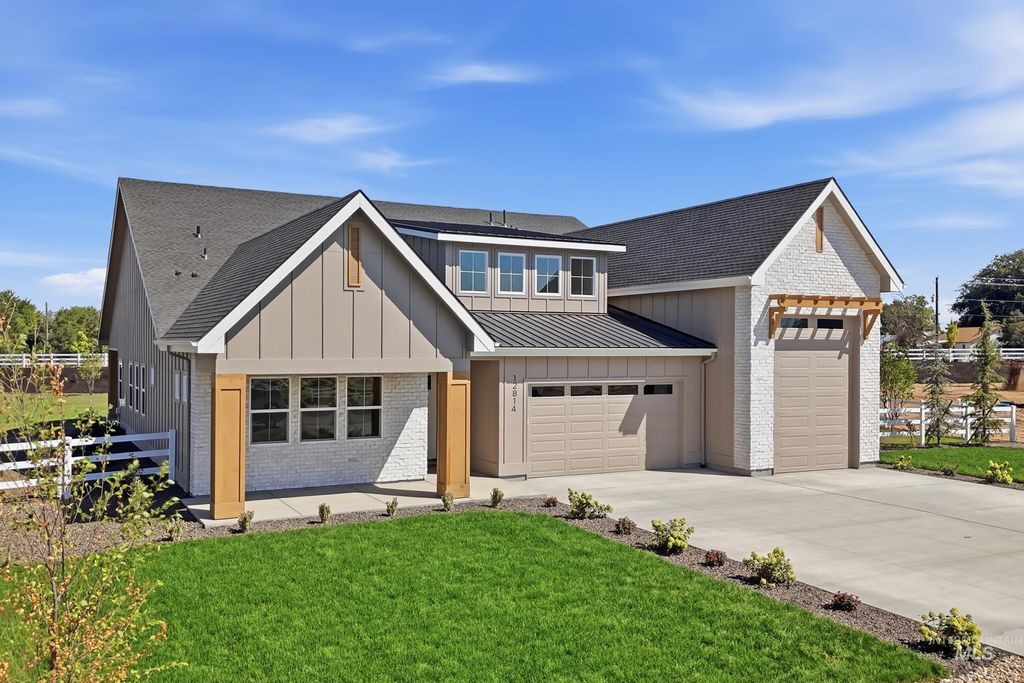 Photo of 12814 Fjord St, Middleton, ID 83644 (MLS # 98995262)
