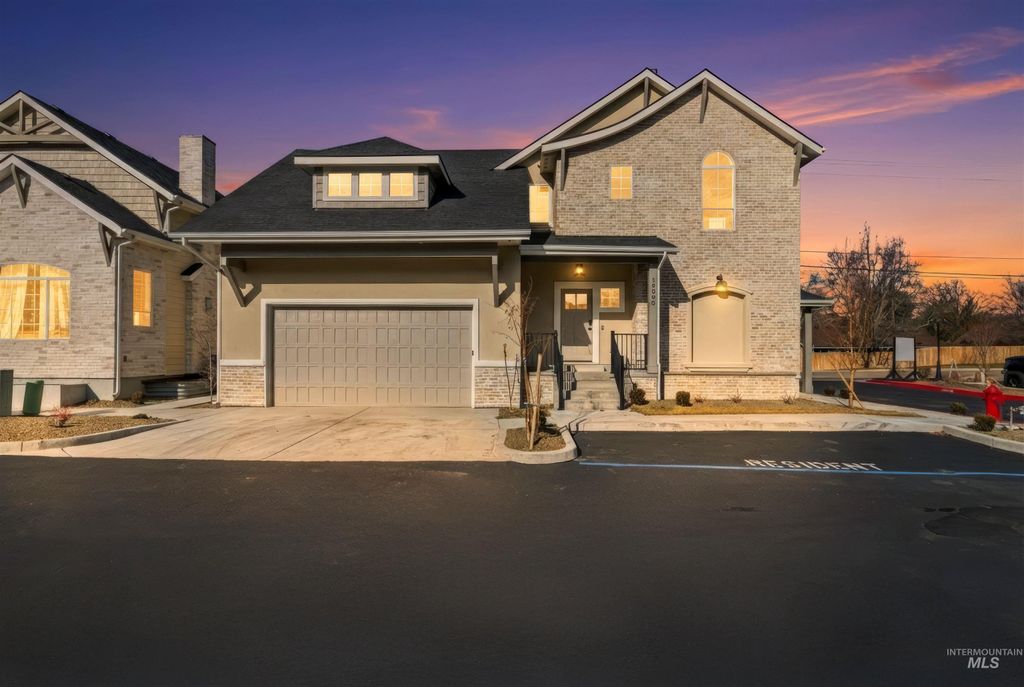 Photo of 10093 W Mcmillan Rd, Boise, ID 83704 (MLS # 98974388)