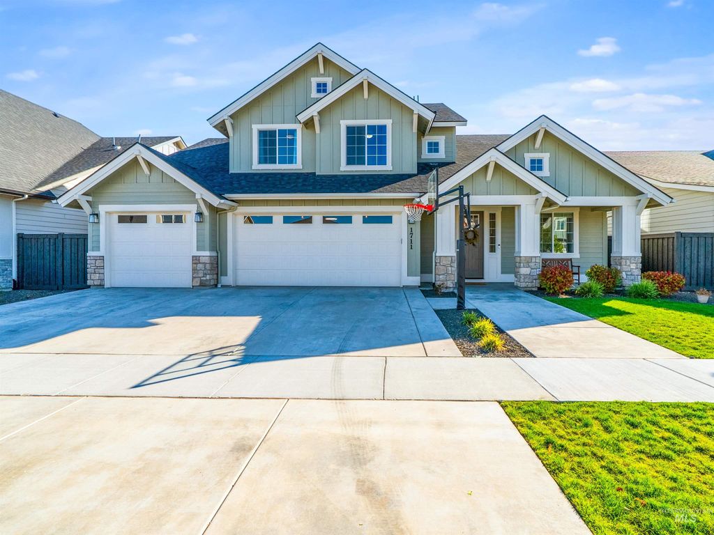 Photo of 1711 E Spire Street, Meridian, ID 83642 (MLS # 98964075)