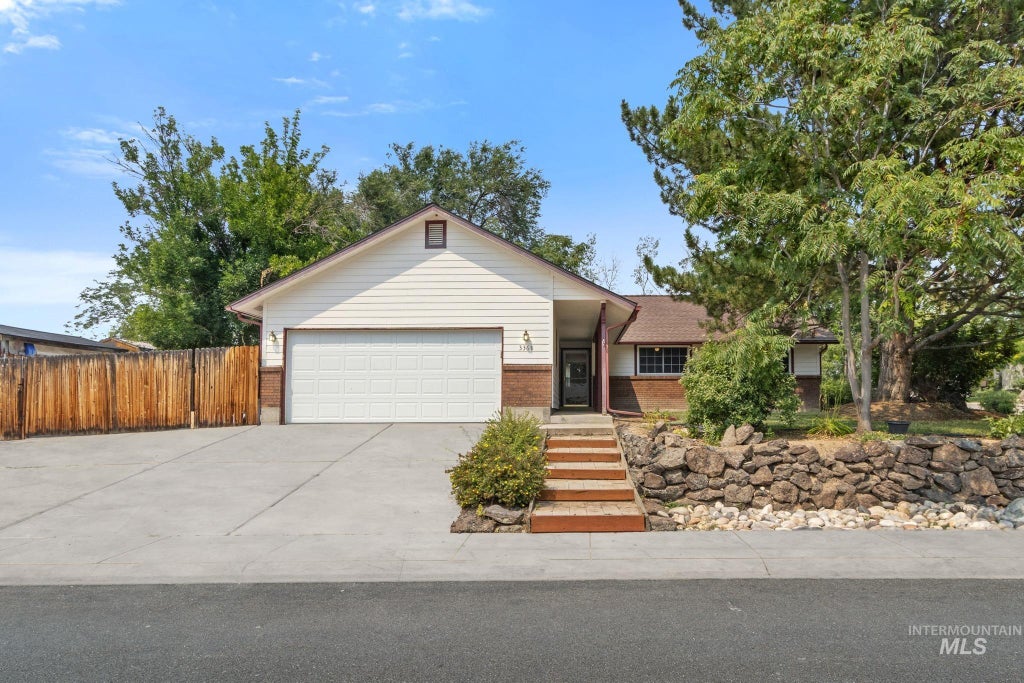 Photo of 3368 E Whitman DR, Boise, ID 83716 (MLS # 98995753)
