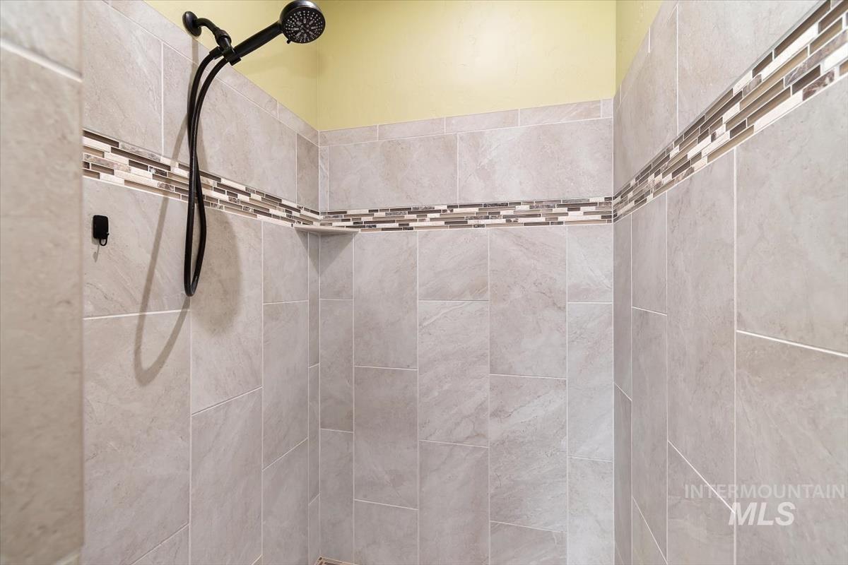 Detailed view of tiled shower