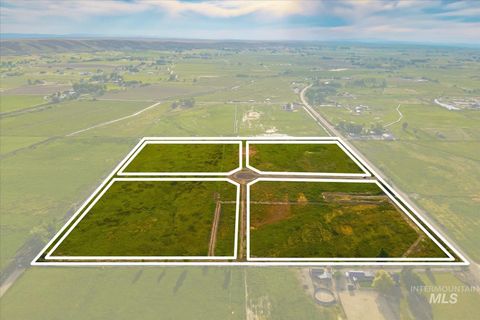 Photo of 3 Dexter Lane, Emmett, ID 83617 (MLS # 98967107)