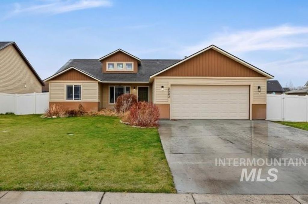 Photo of 2543 Yellowstone Trail, Burley, ID 83318 (MLS # 98972717)