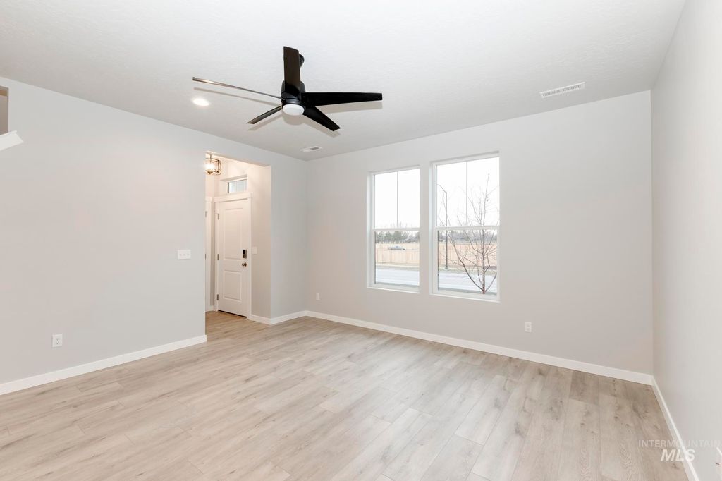 Photo of 3612 W Meadowpine St, Meridian, ID 83642 (MLS # 98968838)