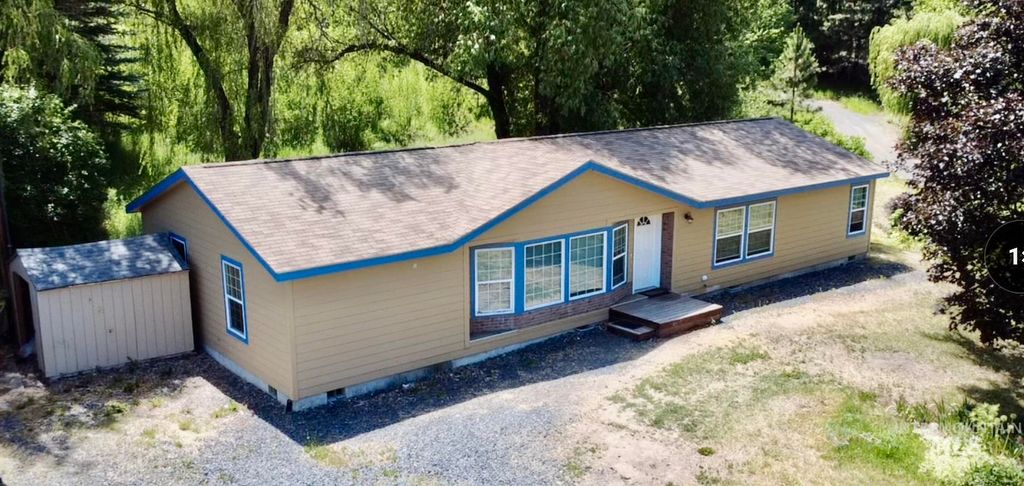 Photo of 1111 Wallen Road, Moscow, ID 83843 (MLS # 98953553)