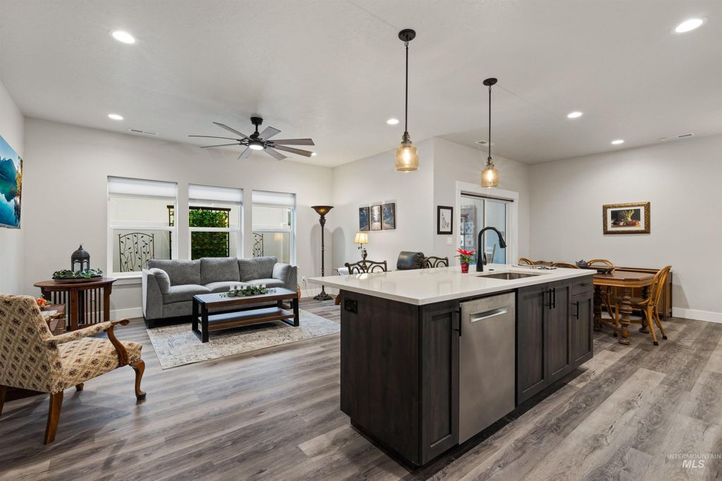 Photo of 34 N Sagehen Lane, Nampa, ID 83651 (MLS # 98974449)