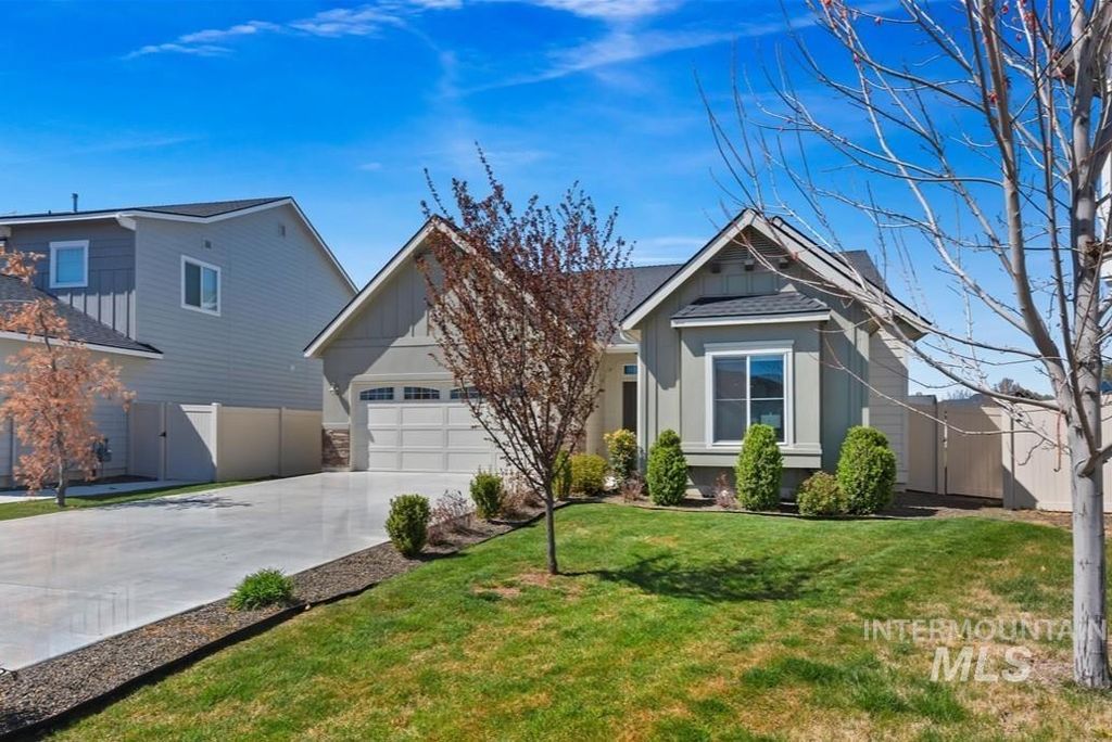 Photo of 3442 E Santo Stefano Ct, Meridian, ID 83642 (MLS # 98980901)