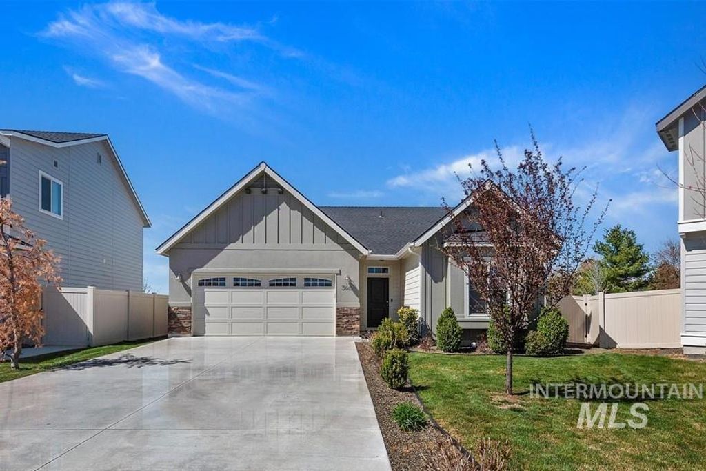 Photo of 3442 E Santo Stefano Ct, Meridian, ID 83642 (MLS # 98980901)