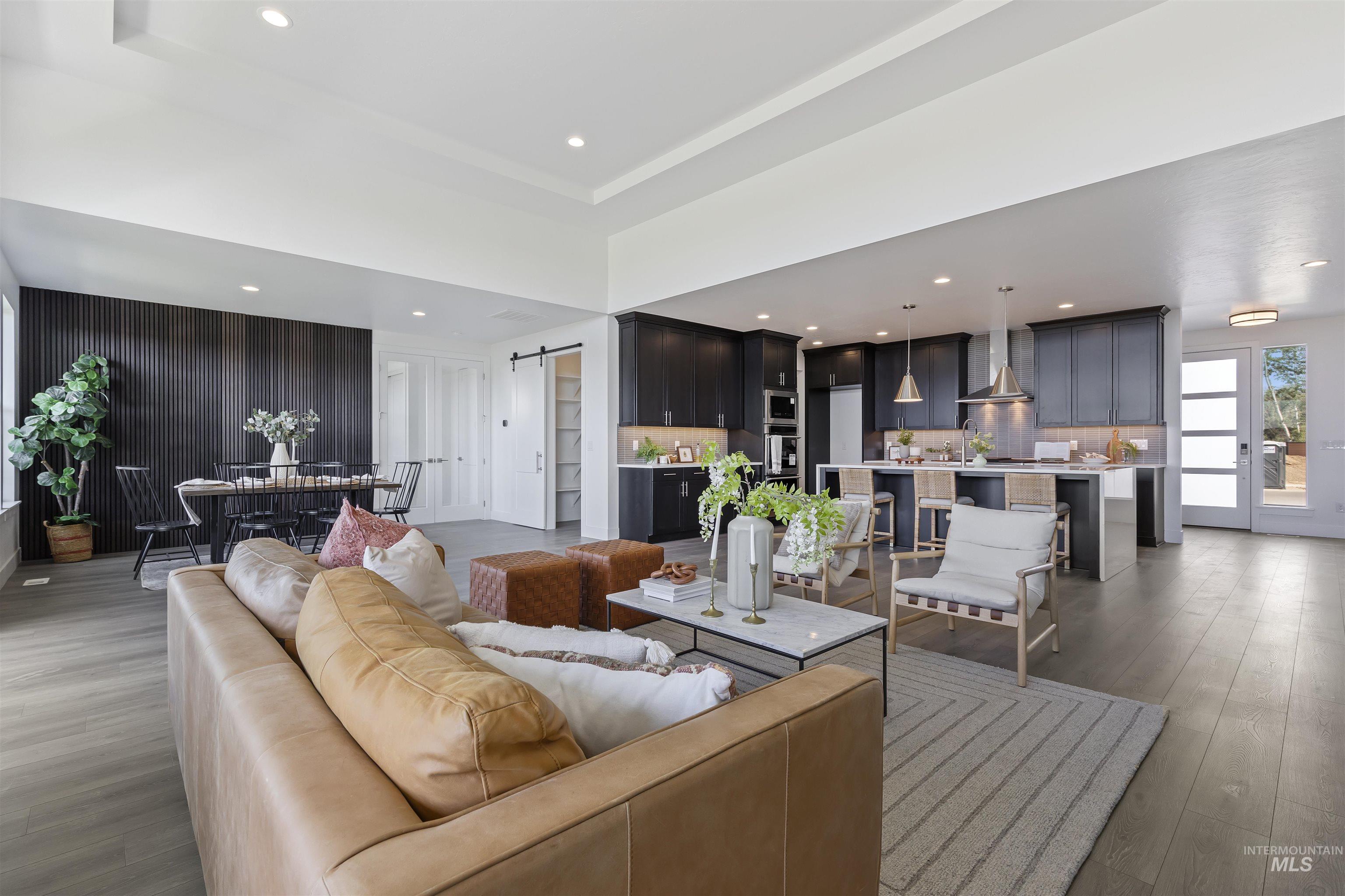 8691 W Inspirado Street