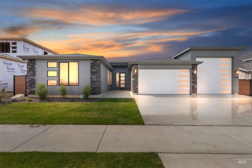 Photo of 8691 W Inspirado Street, Meridian, ID 83646 (MLS # 98963495)