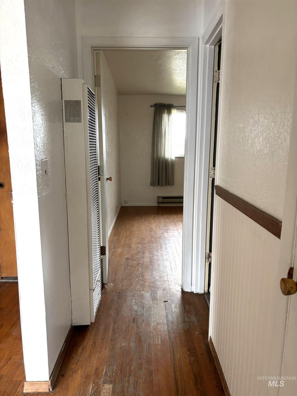 Photo of 675 S 13th E, Mountain Home, ID 83647 (MLS # 98972491)