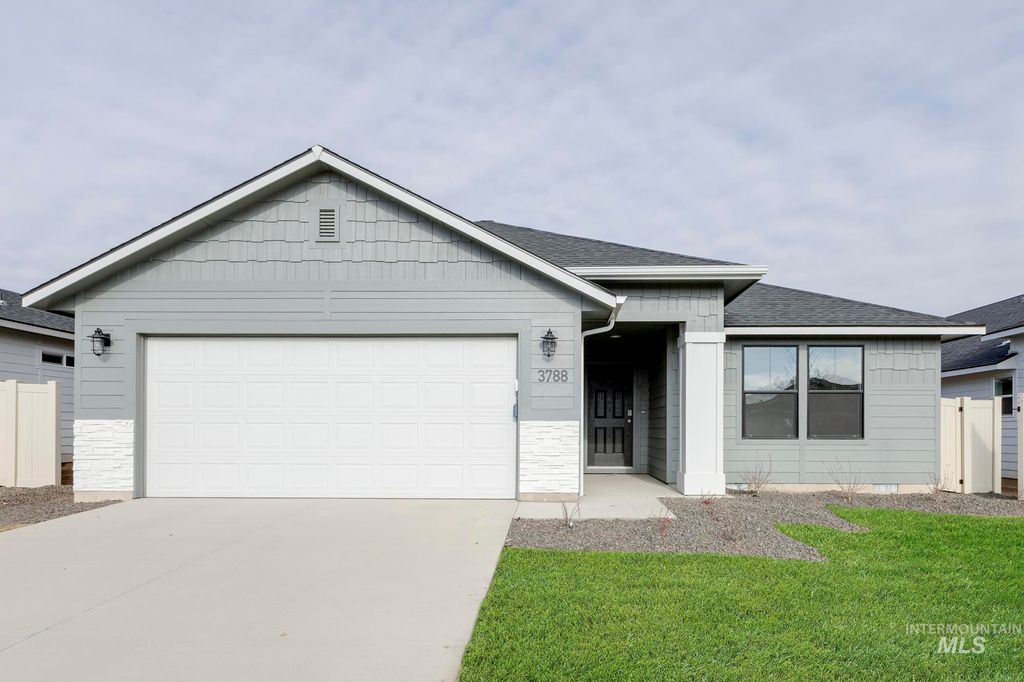 Photo of 3788 E Syracuse St, Nampa, ID 83686 (MLS # 98965356)