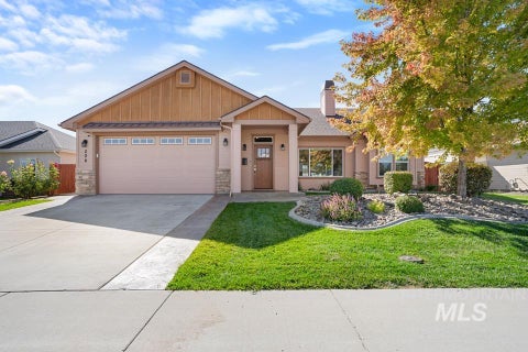 Photo of 204 E Mckinley St, New Plymouth, ID 83655 (MLS # 99002813)