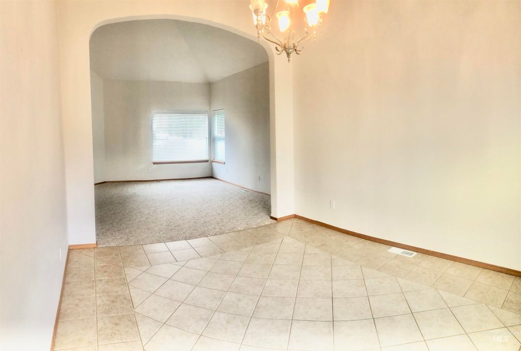 Photo of 3716 11th St E, Lewiston, ID 83501 (MLS # 98956539)