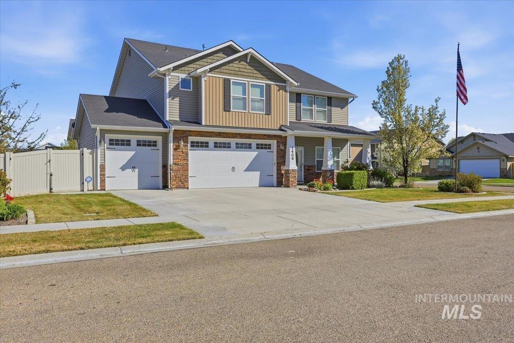 Photo of 1406 W Crystal Falls Ave, Nampa, ID 83651 (MLS # 98981304)