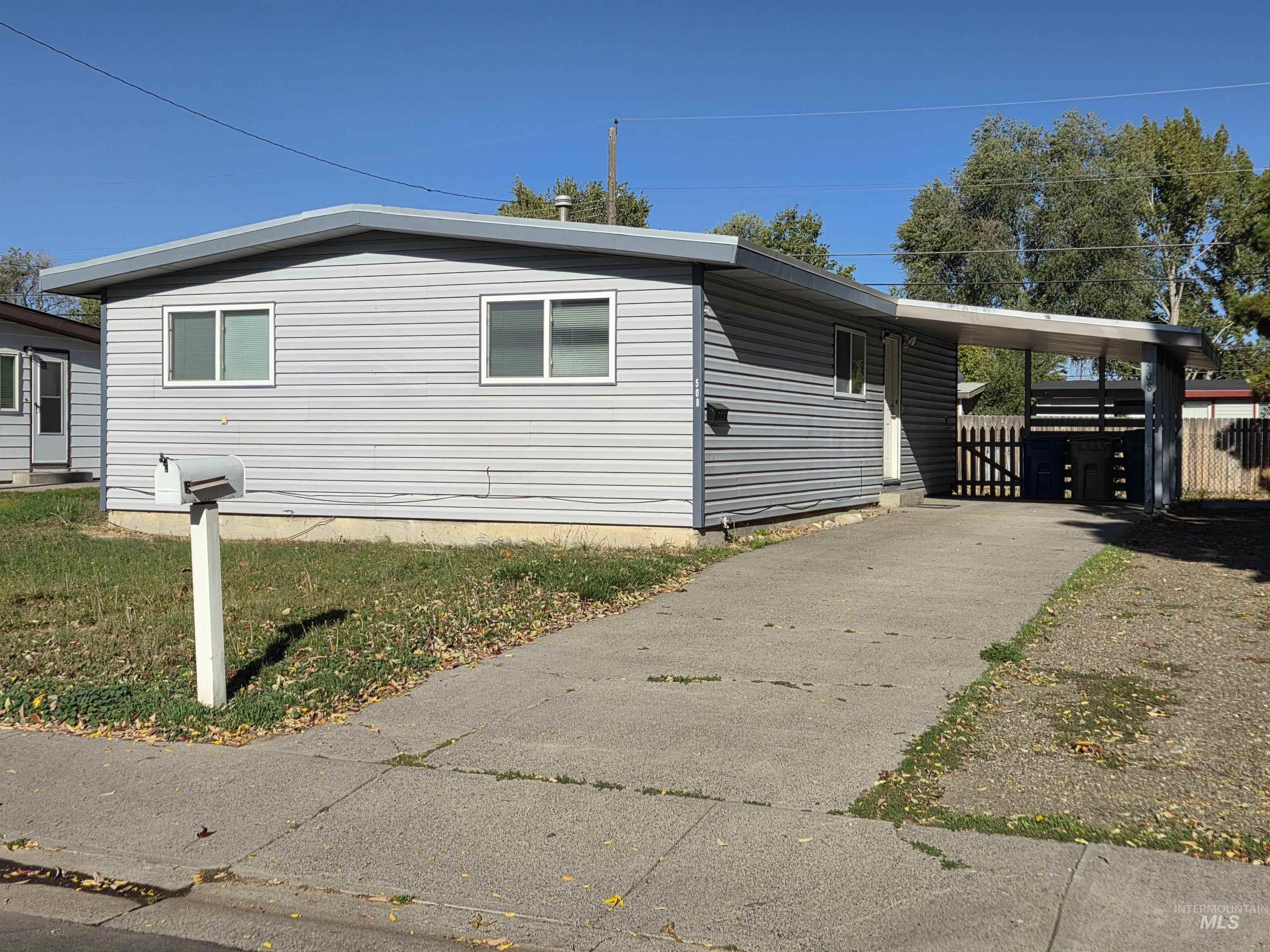 508 W 2nd North