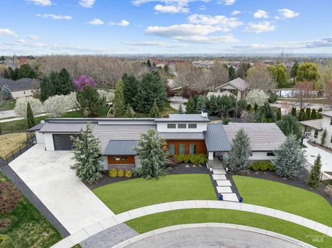 3672 W Red Jade Ct Meridian ID 83646