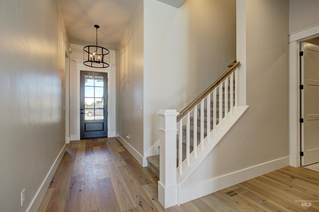 Photo of 5876 S Pinpoint Way, Meridian, ID 83642 (MLS # 99000821)