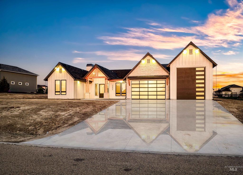 Photo of 22625 Aura Vista Way, Caldwell, ID 83607 (MLS # 98983490)