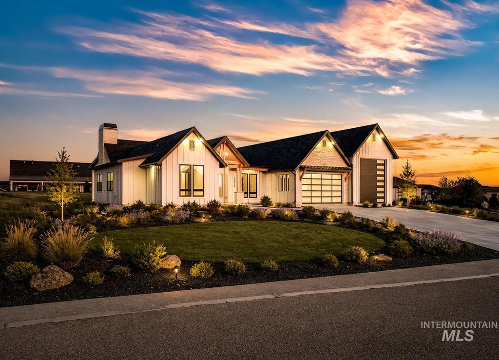 Photo of 22625 Aura Vista Way, Caldwell, ID 83607 (MLS # 98983490)