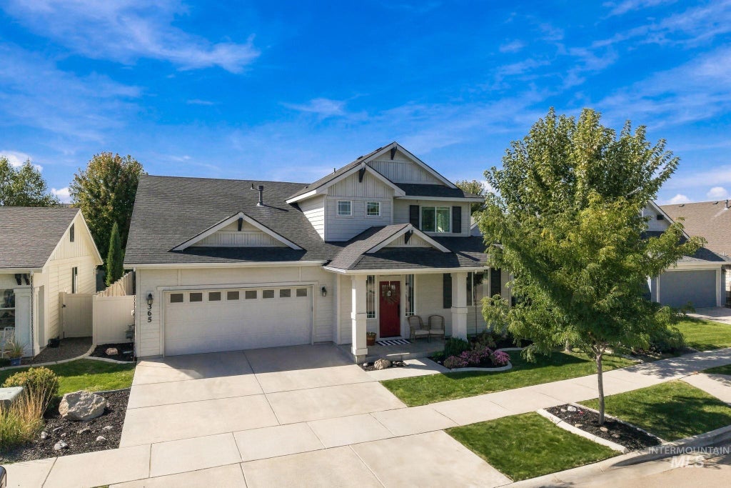 Photo of 365 N Tullshire AVE, Eagle, ID 83616 (MLS # 99001174)